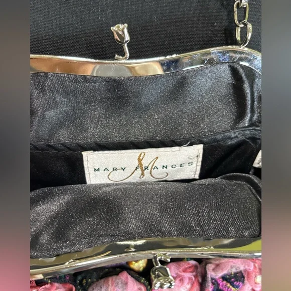 Mary Frances Black Satin Beaded Appliquéd Kisslock Shoulder Bag - Picture 10 of 12